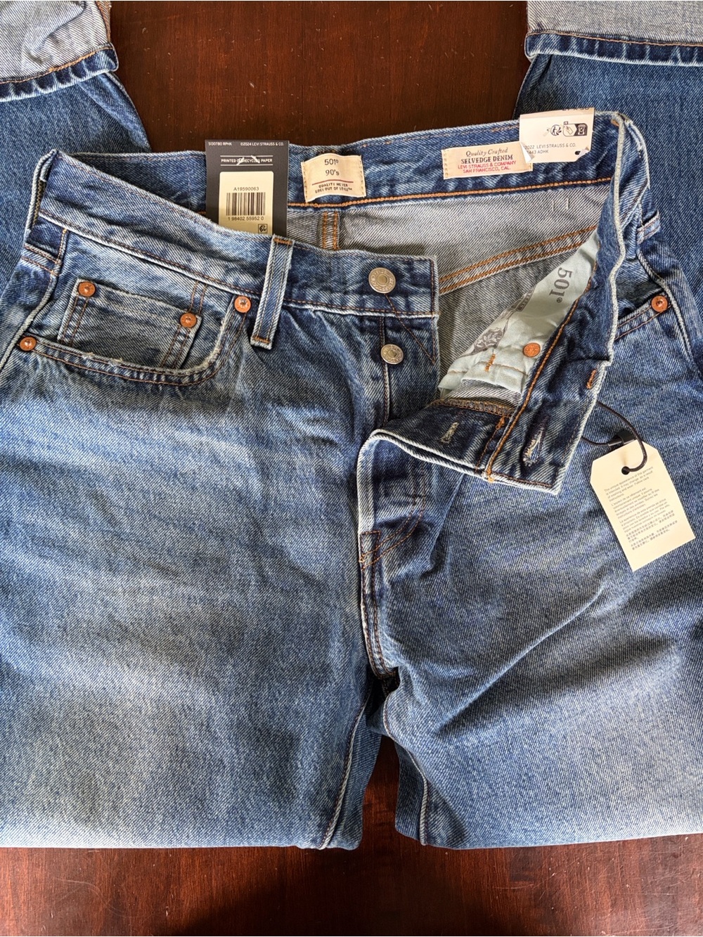 Levis 501 90’s Selvedge Denim Jeans Get on Board Medium Wash Size 30x30 NWT - Picture 11 of 14